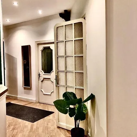 Apartment Experience *